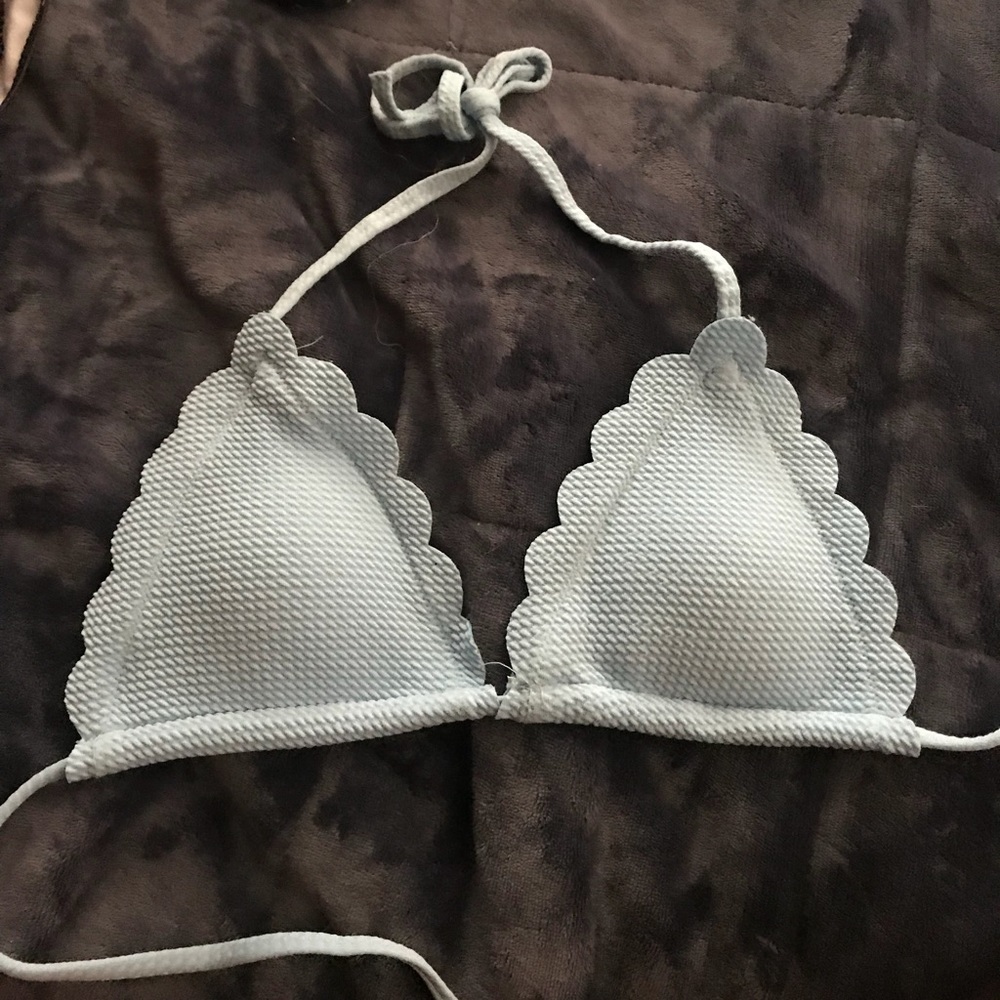 Cupshe scalloped bikini top